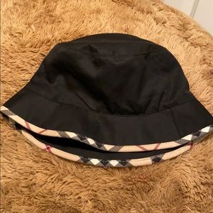 Black Burberry Bucket Hat with Nova Check Trim